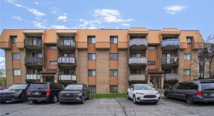 Residential - Condo/Apartment - Chomedey (Laval), Canada - Canada