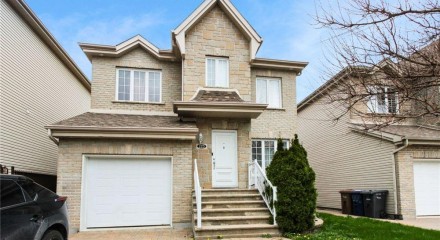 Residential - Two Level House - Vimont (Laval), Canada - Canada