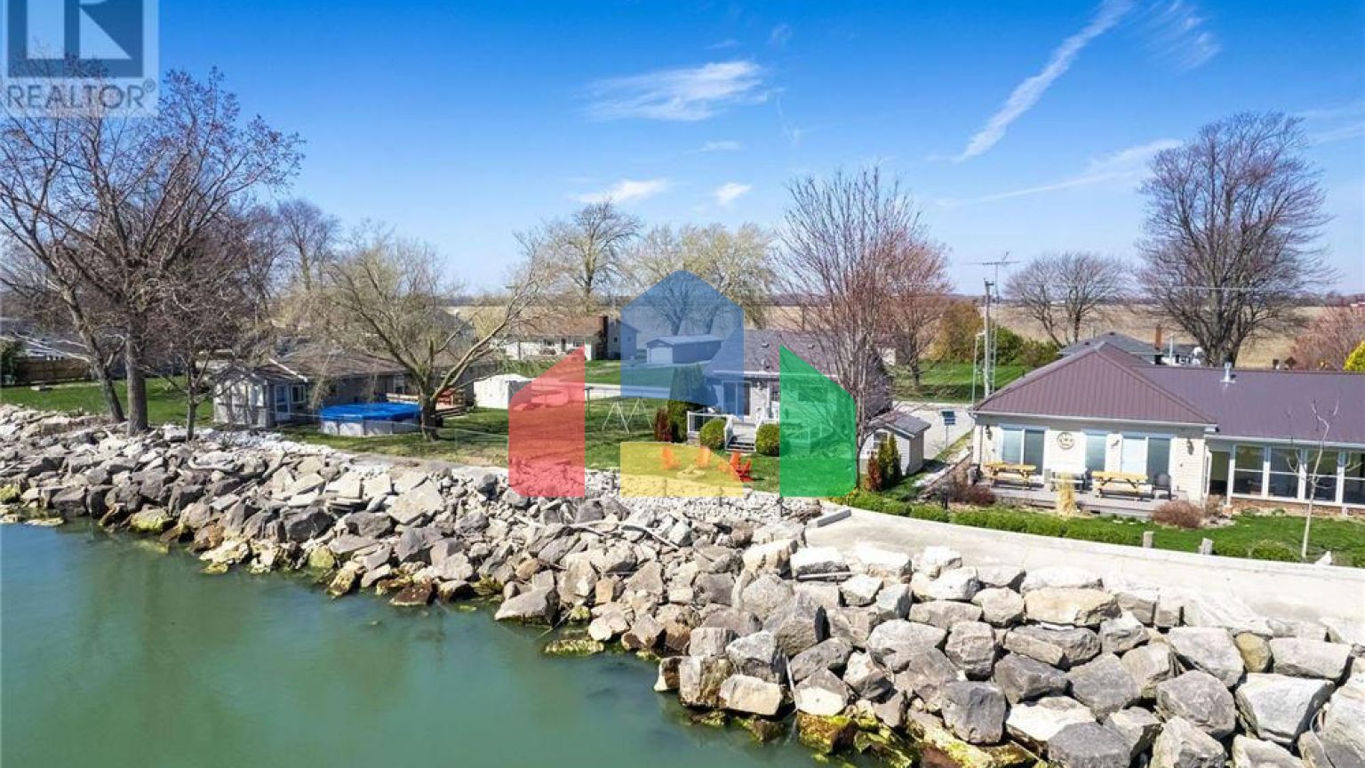 Residential - Single Family Home - Leamington, Canada - Canada