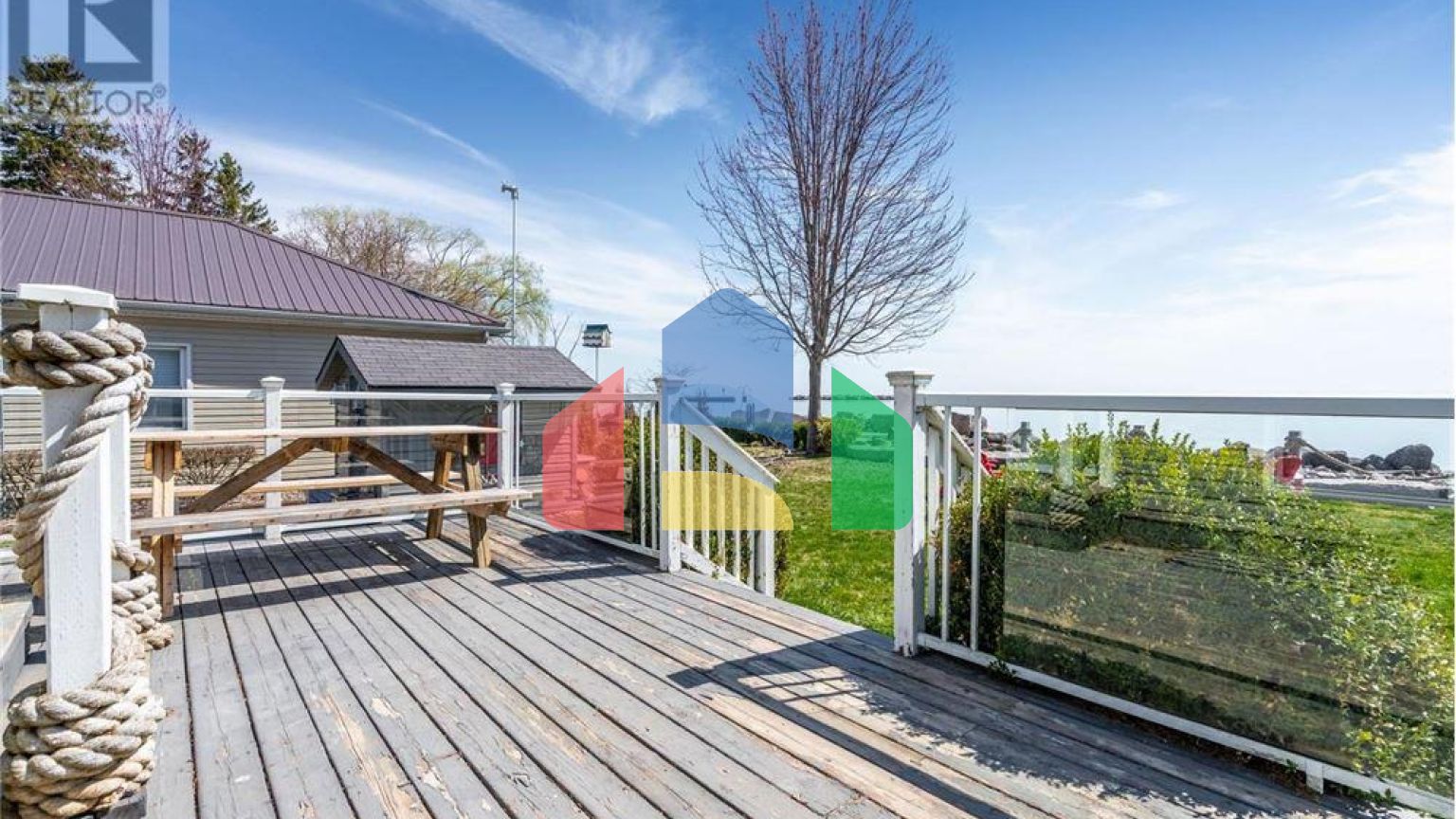 Residential - Single Family Home - Leamington, Canada - Canada