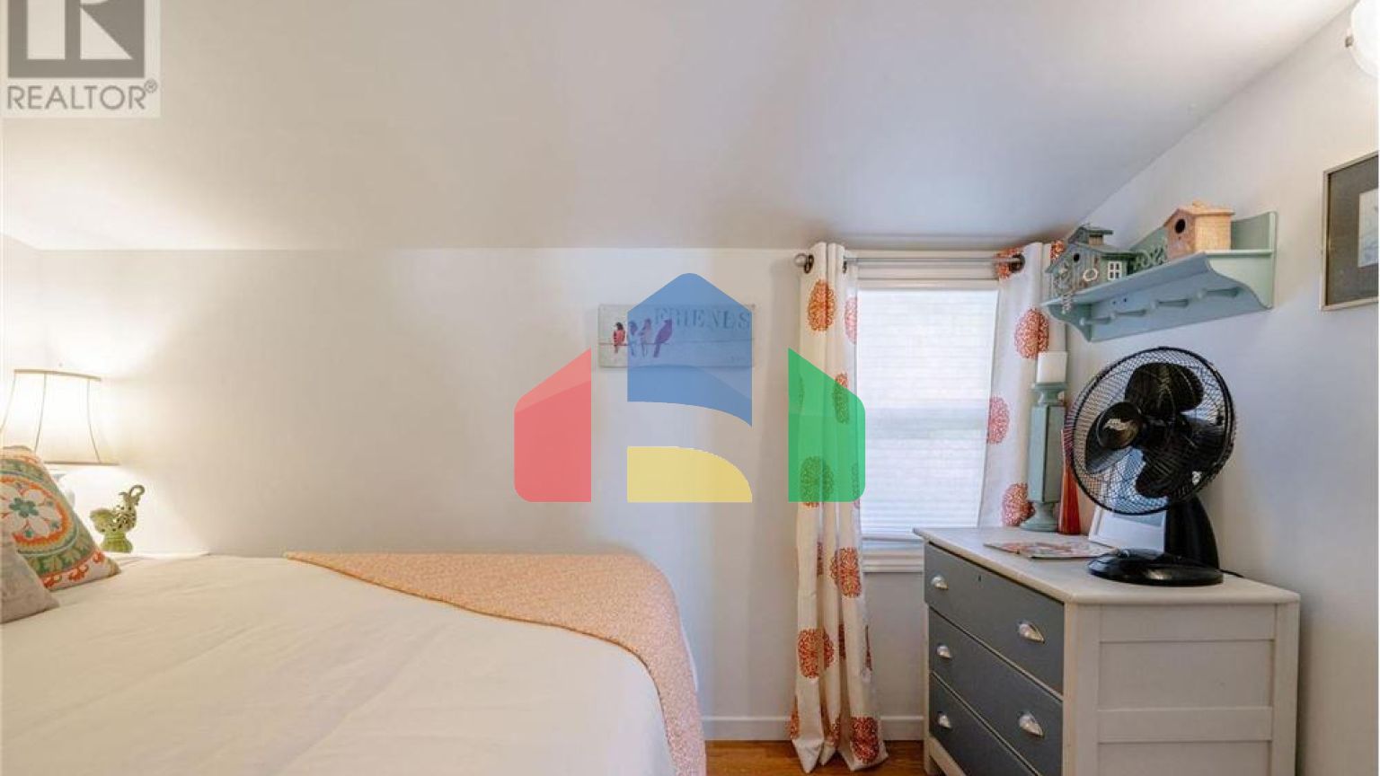 Residential - Single Family Home - Leamington, Canada - Canada