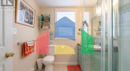 Residential - Single Family Home - Leamington, Canada - Canada Residential - Single Family Home - Leamington, Canada - Canada