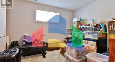 Residential - Condo/Apartment - Lethbridge, Canada - Canada