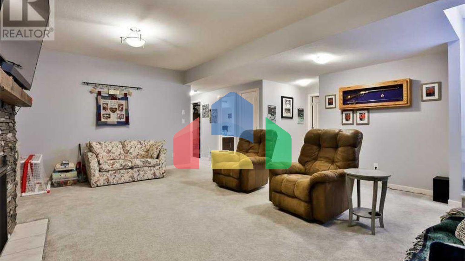 Residential - Condo/Apartment - Lethbridge, Canada - Canada