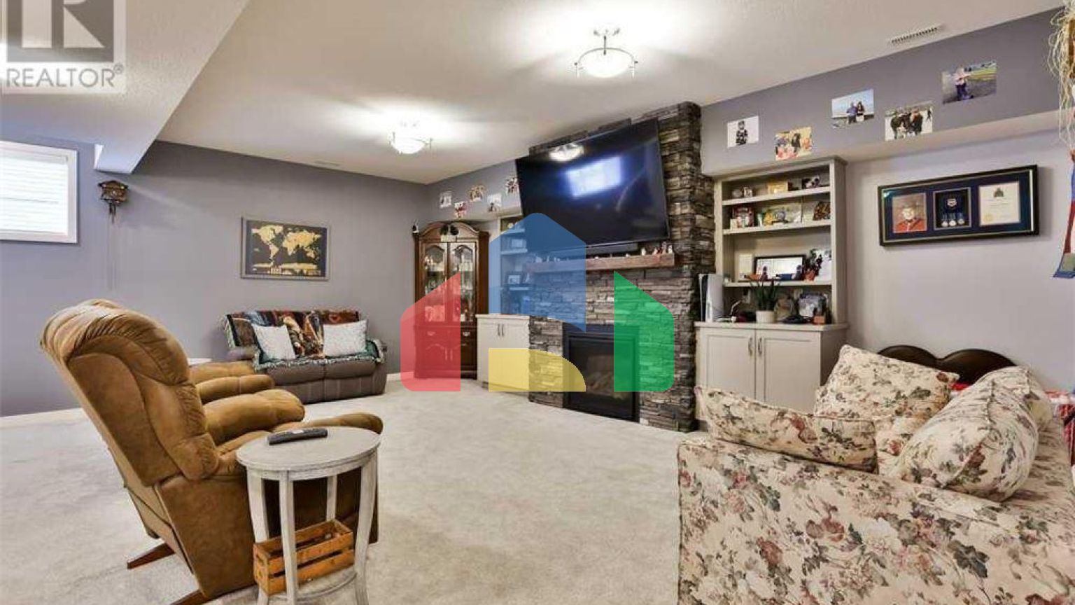 Residential - Condo/Apartment - Lethbridge, Canada - Canada