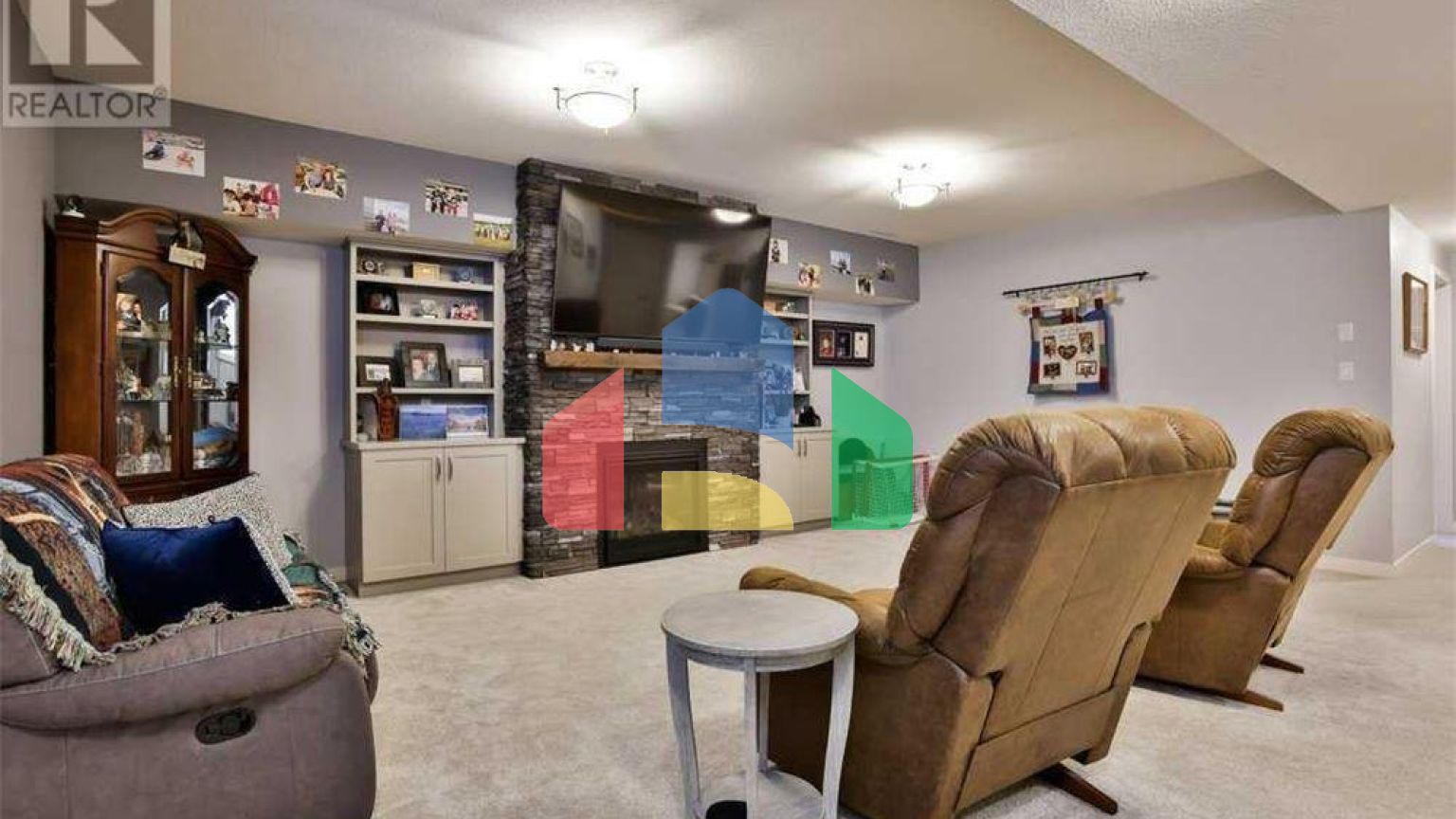 Residential - Condo/Apartment - Lethbridge, Canada - Canada