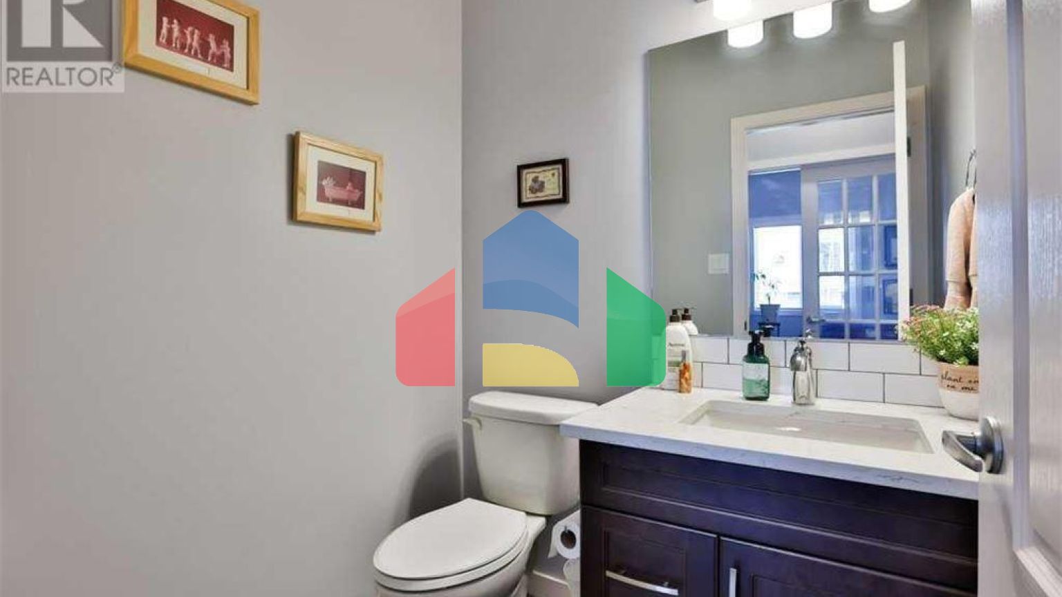 Residential - Condo/Apartment - Lethbridge, Canada - Canada