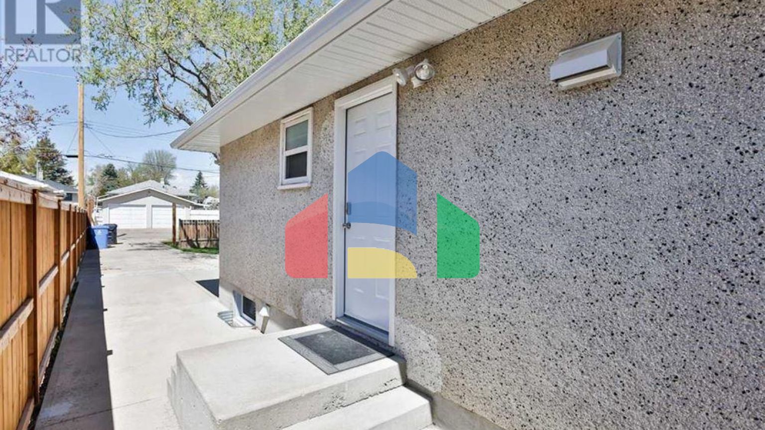 Residential - Single Family Home - Lethbridge, Canada - Canada