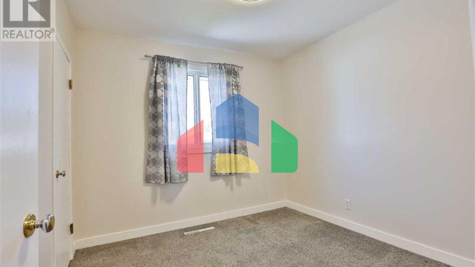 Residential - Single Family Home - Lethbridge, Canada - Canada