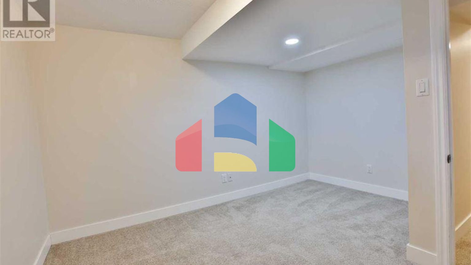 Residential - Single Family Home - Lethbridge, Canada - Canada