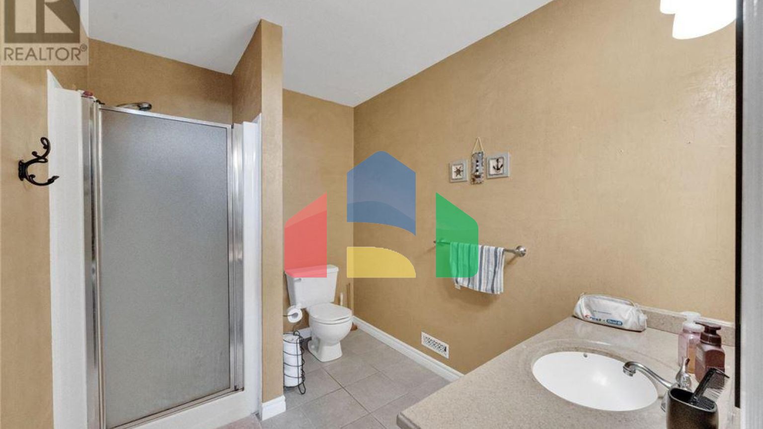 Residential - Single Family Home - London, Canada - Canada