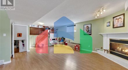 Residential - Single Family Home - London, Canada - Canada