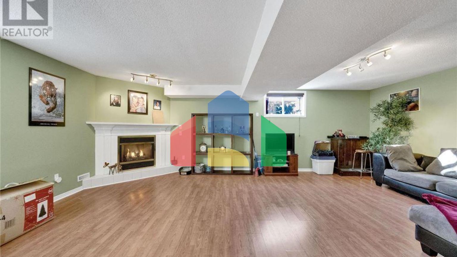 Residential - Single Family Home - London, Canada - Canada