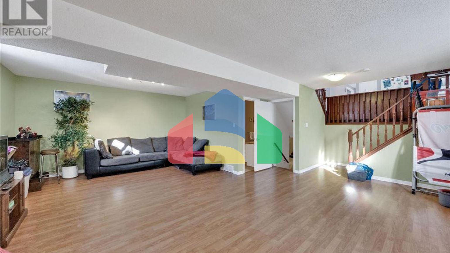 Residential - Single Family Home - London, Canada - Canada