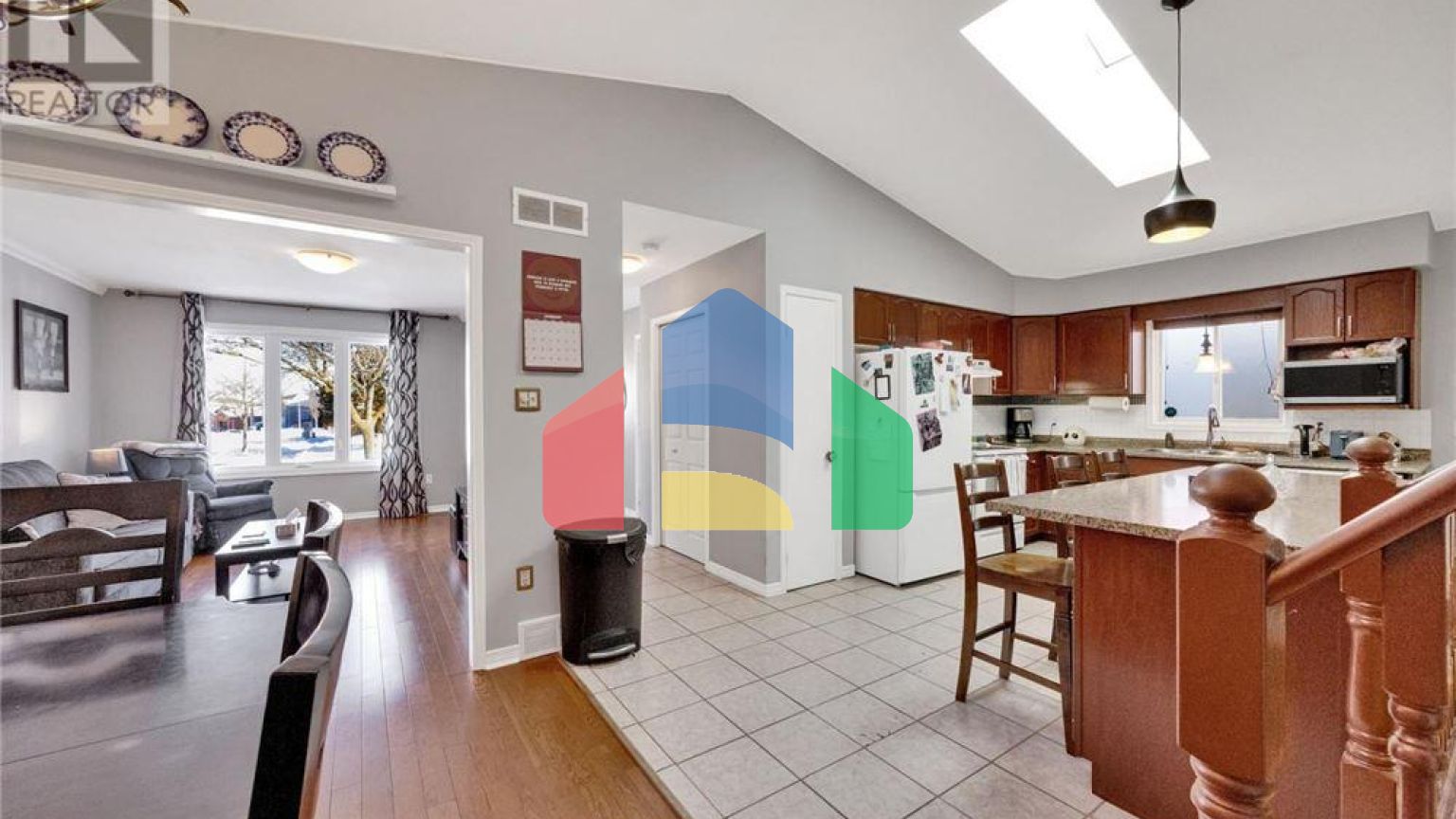 Residential - Single Family Home - London, Canada - Canada