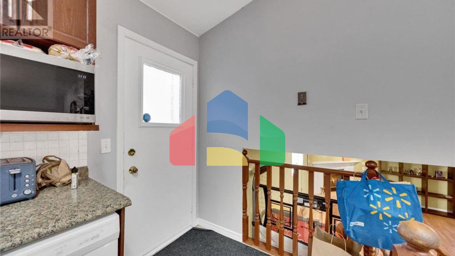 Residential - Single Family Home - London, Canada - Canada