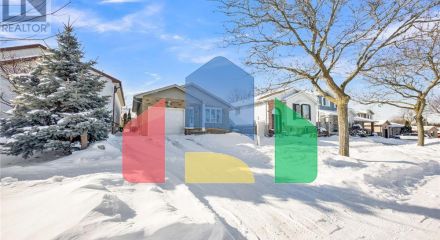 Residential - Single Family Home - London, Canada - Canada