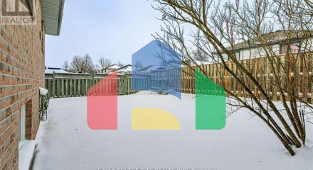 Residential - Single Family Home - London, Canada - Canada