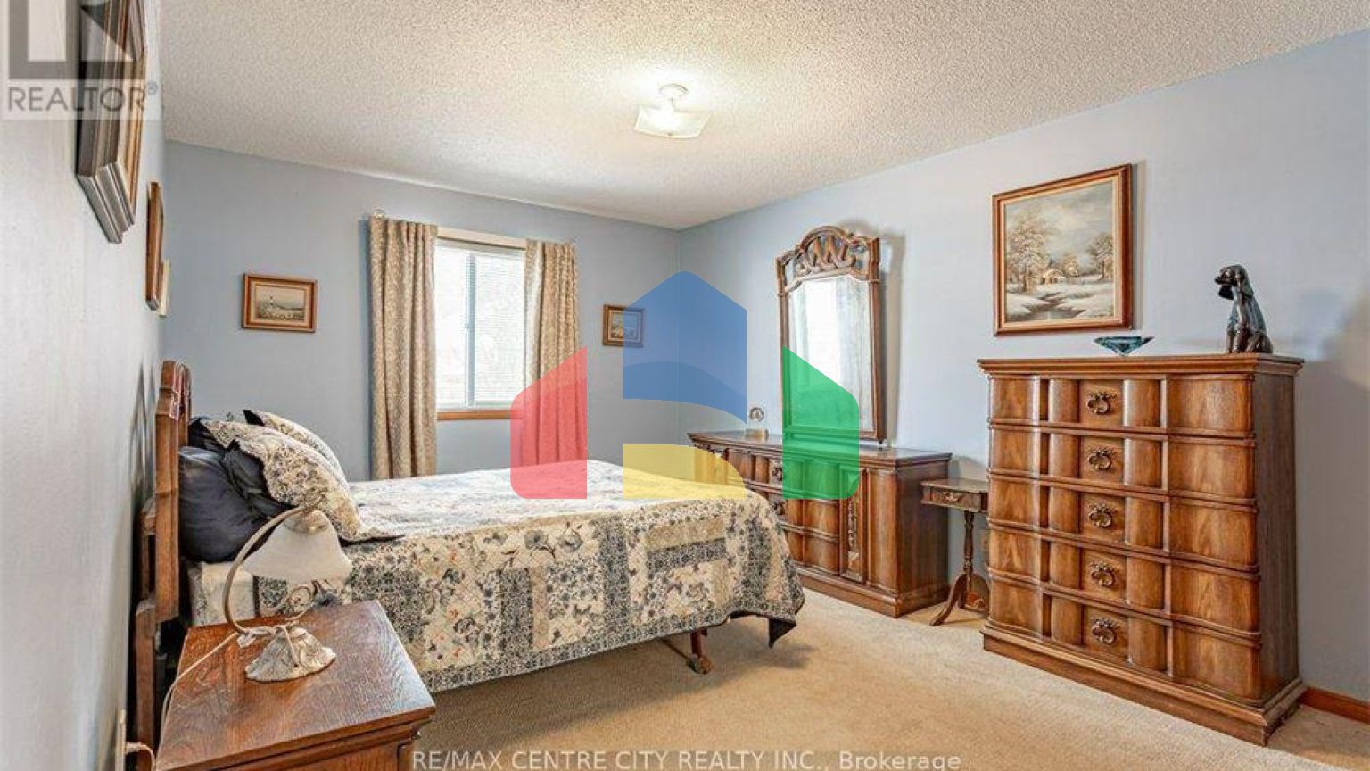 Residential - Single Family Home - London, Canada - Canada