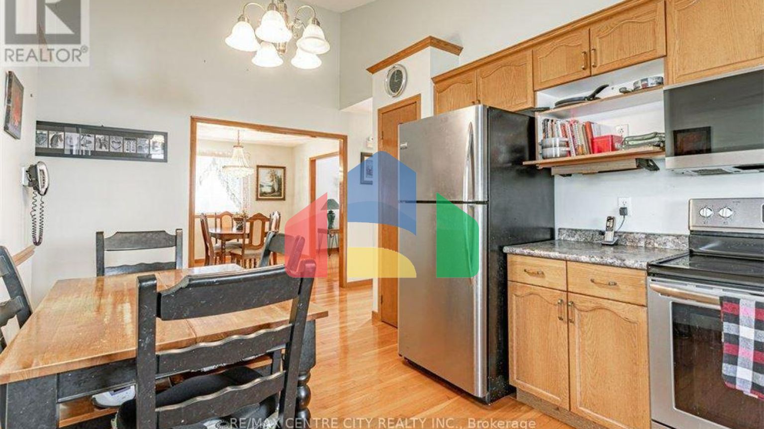 Residential - Single Family Home - London, Canada - Canada