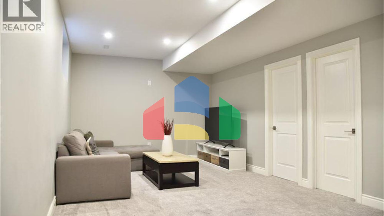 Residential - Single Family Home - London, Canada - Canada