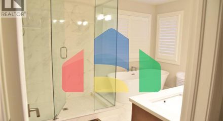 Residential - Single Family Home - London, Canada - Canada