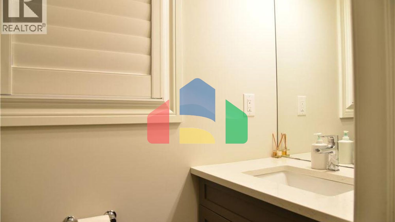 Residential - Single Family Home - London, Canada - Canada