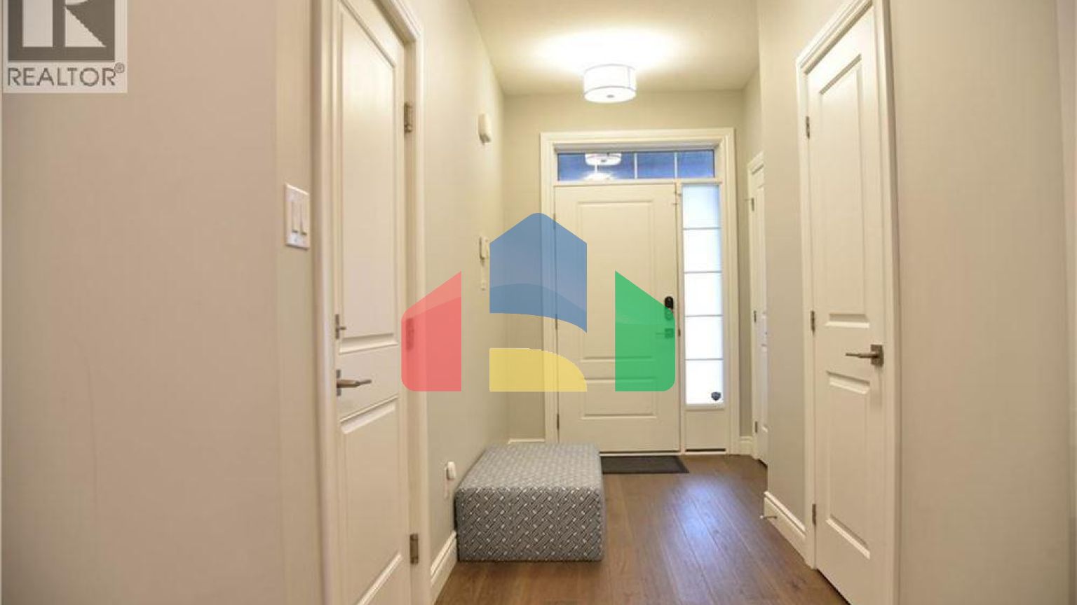 Residential - Single Family Home - London, Canada - Canada