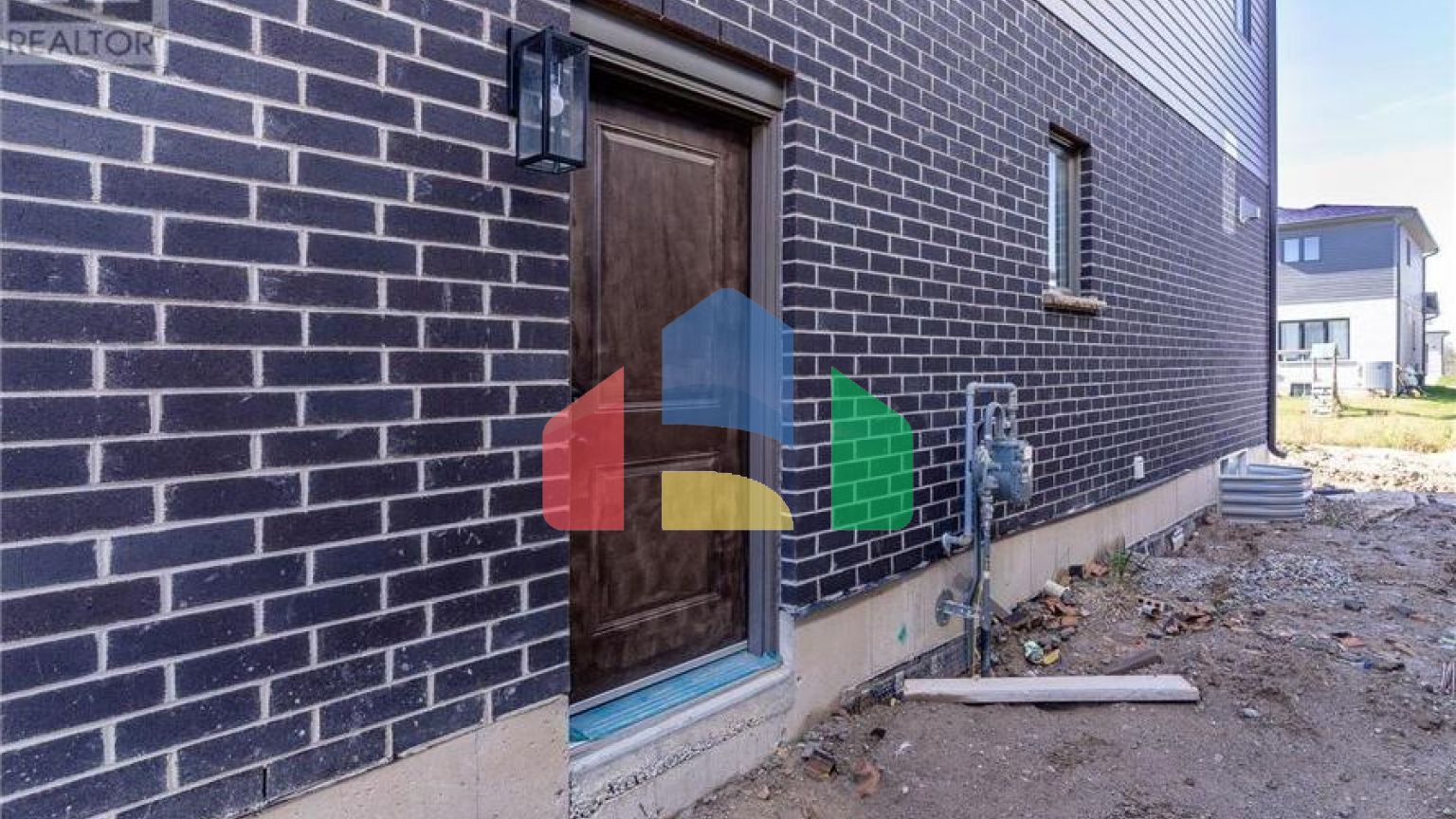 Residential - Single Family Home - London, Canada - Canada