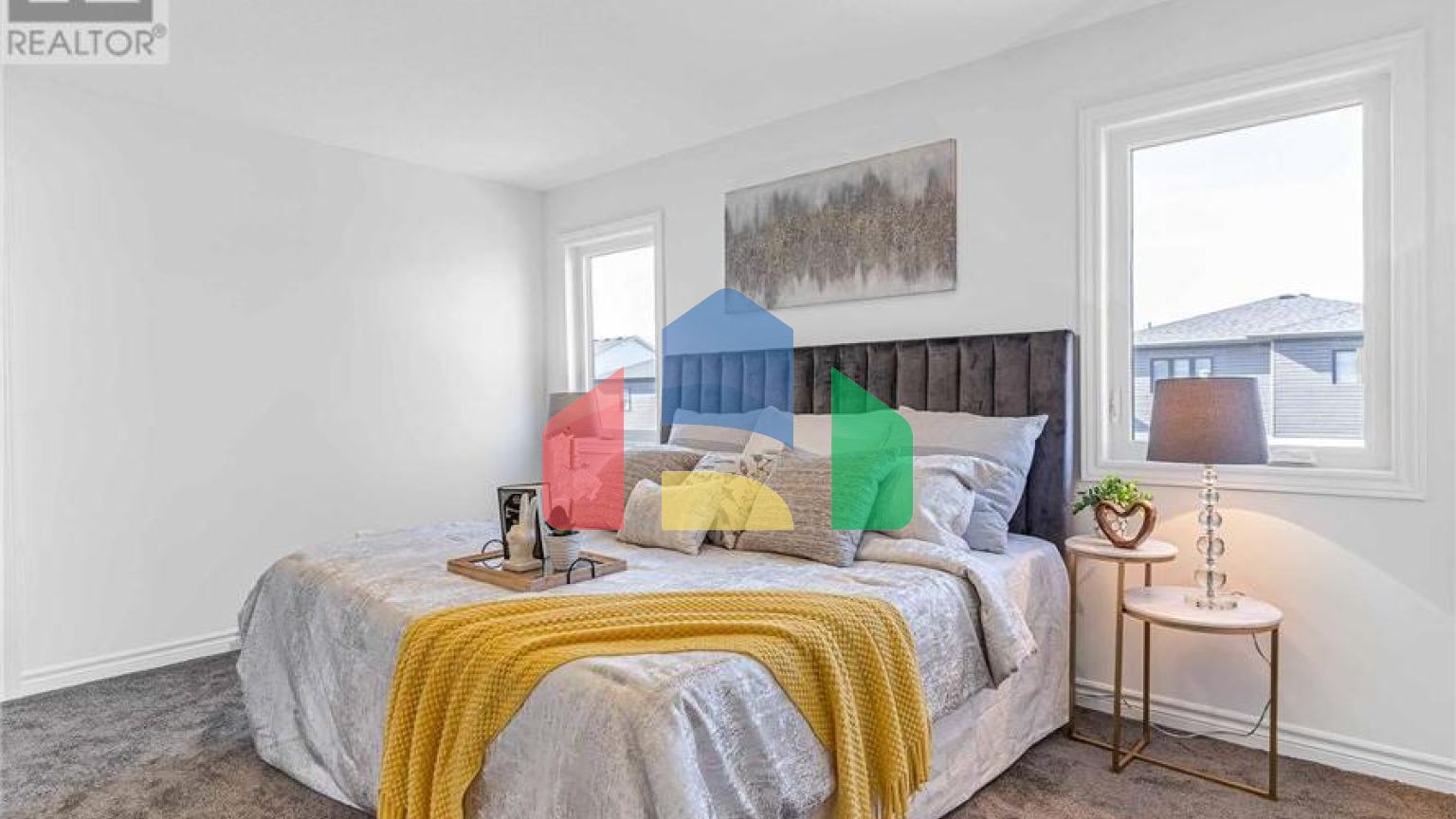 Residential - Single Family Home - London, Canada - Canada