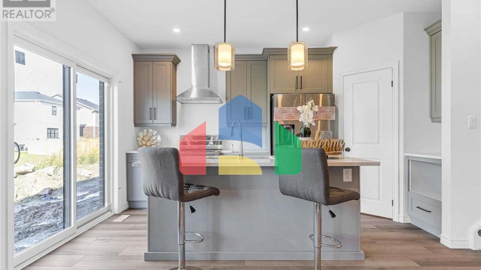 Residential - Single Family Home - London, Canada - Canada