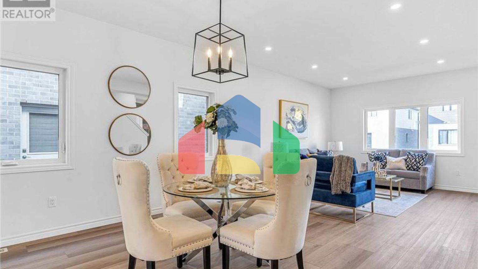 Residential - Single Family Home - London, Canada - Canada