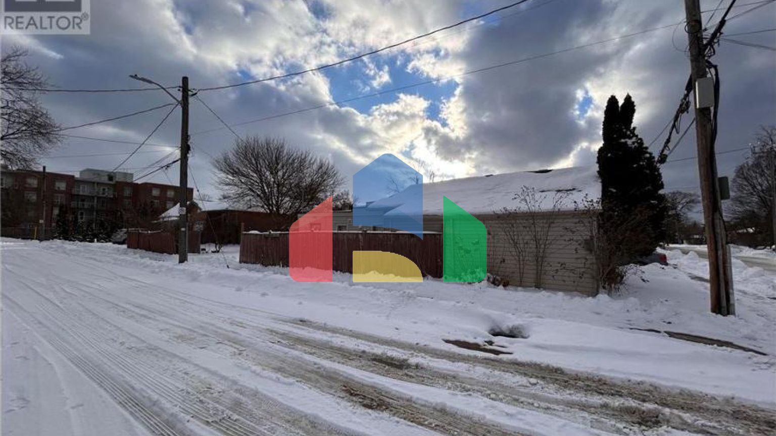 Residential - Single Family Home - London, Canada - Canada