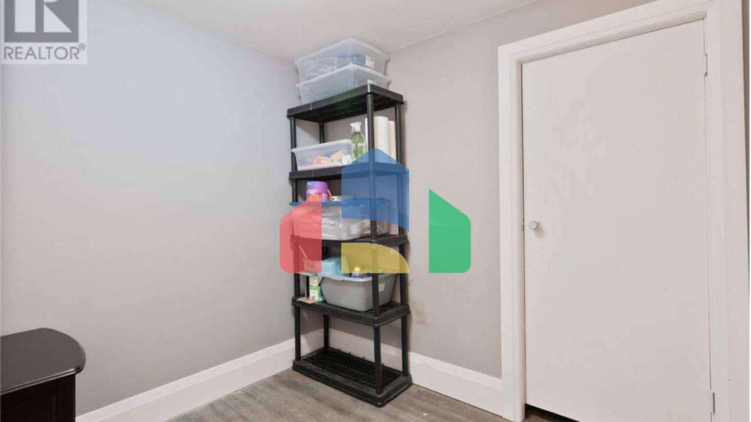 Residential - Single Family Home - London, Canada - Canada