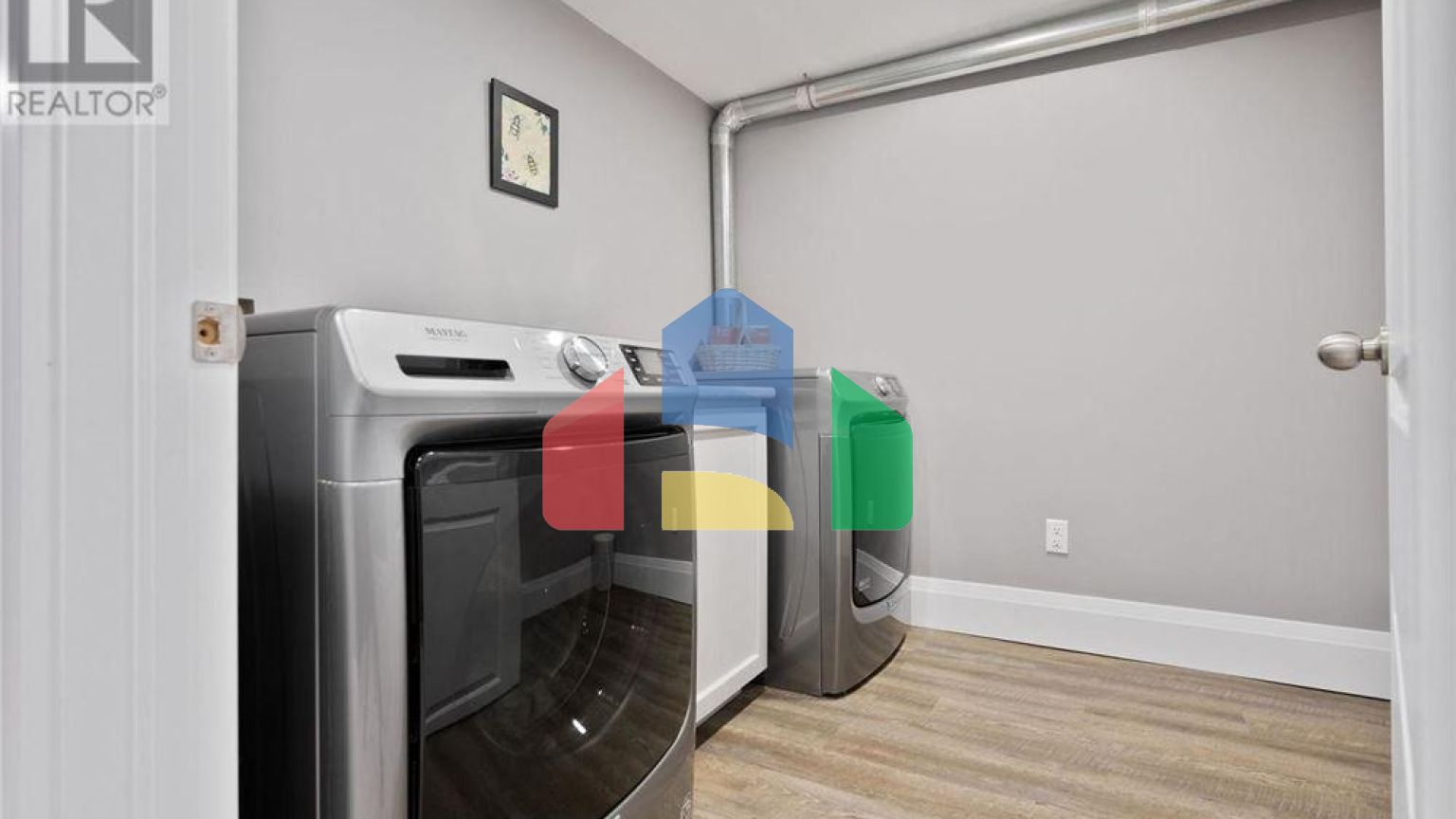 Residential - Single Family Home - London, Canada - Canada