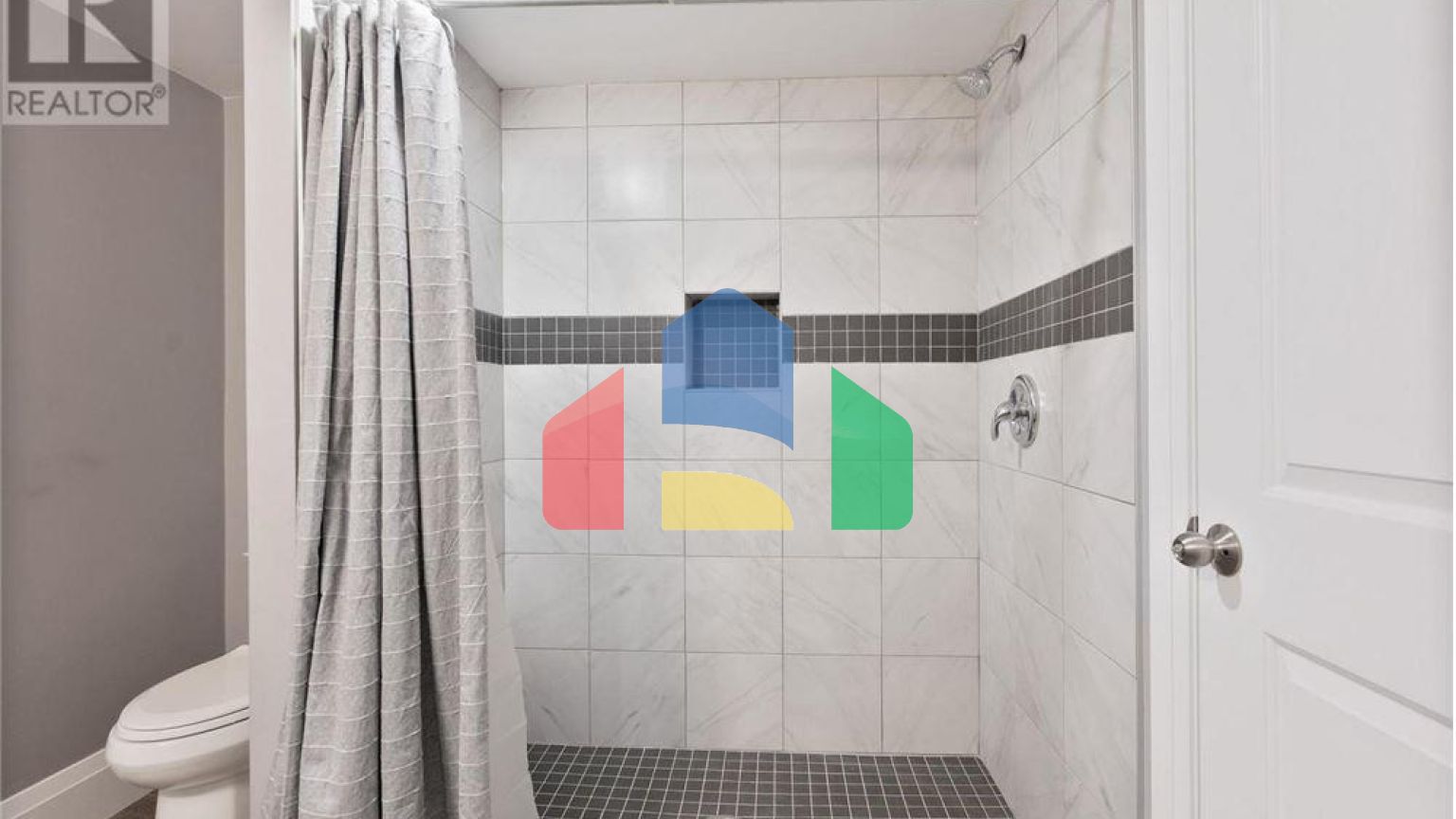 Residential - Single Family Home - London, Canada - Canada