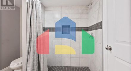 Residential - Single Family Home - London, Canada - Canada