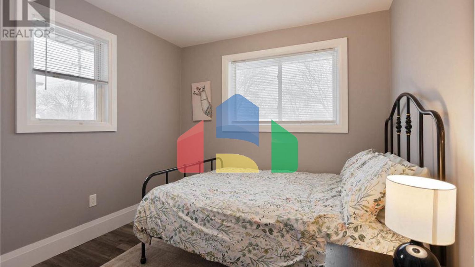 Residential - Single Family Home - London, Canada - Canada