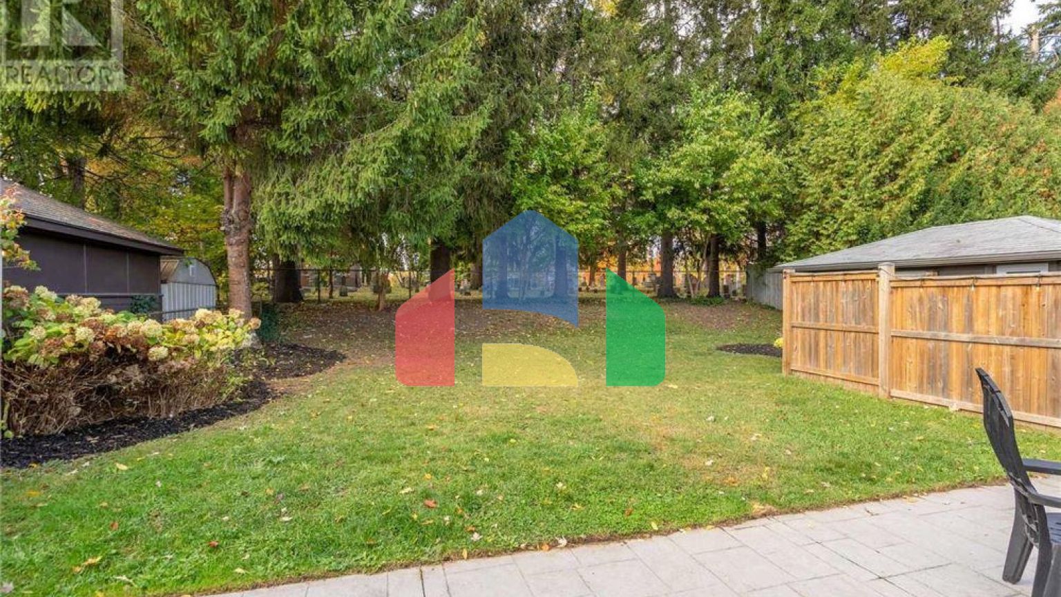 Residential - Single Family Home - London, Canada - Canada