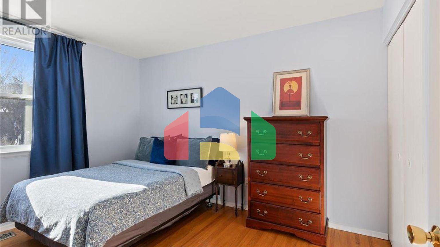 Residential - Single Family Home - London, Canada - Canada