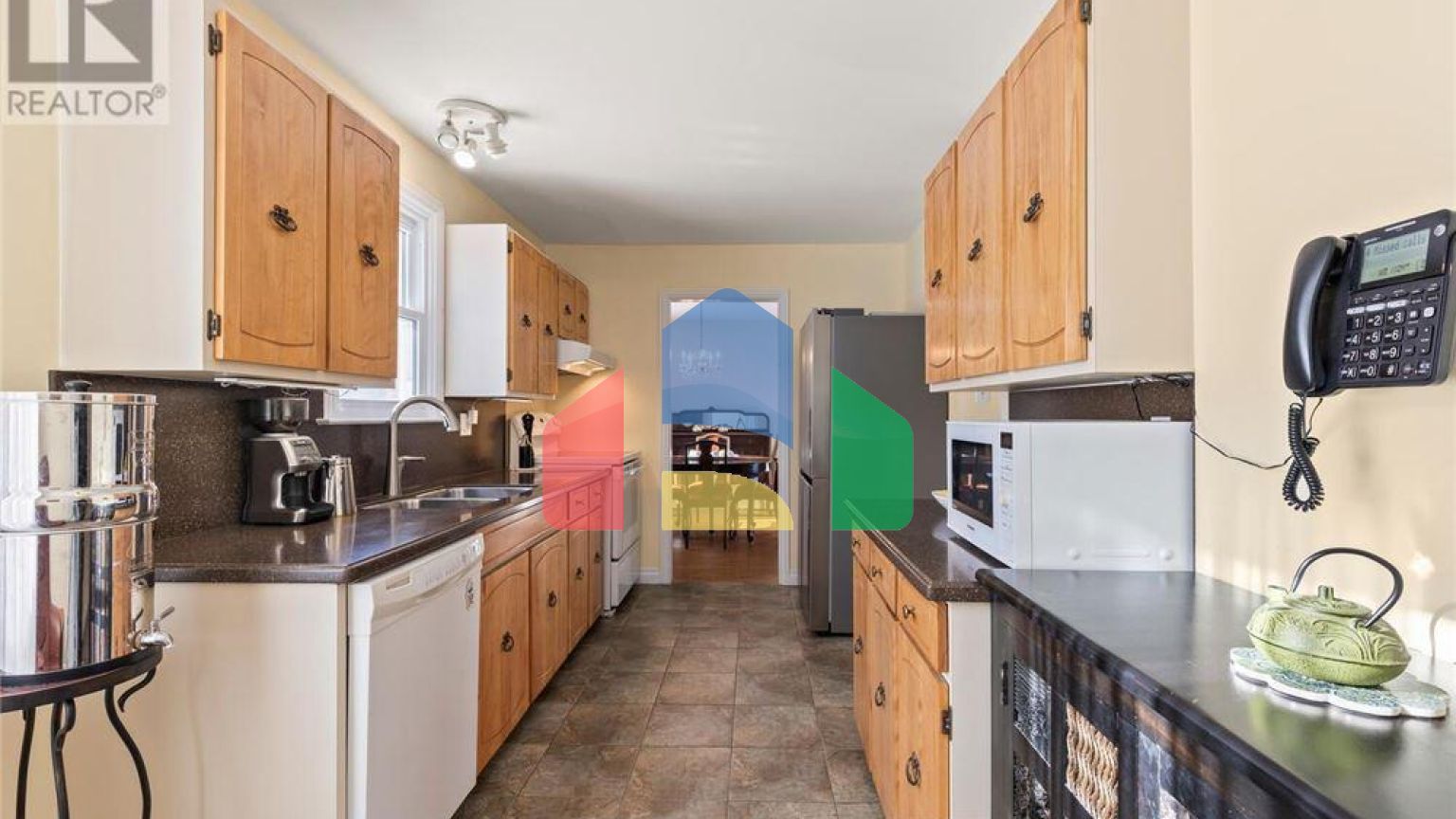 Residential - Single Family Home - London, Canada - Canada