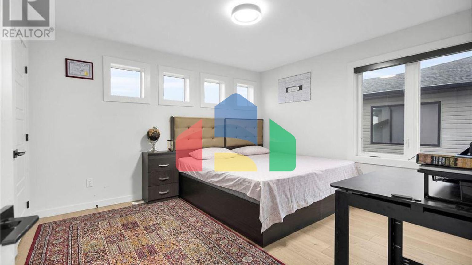 Residential - Single Family Home - London, Canada - Canada