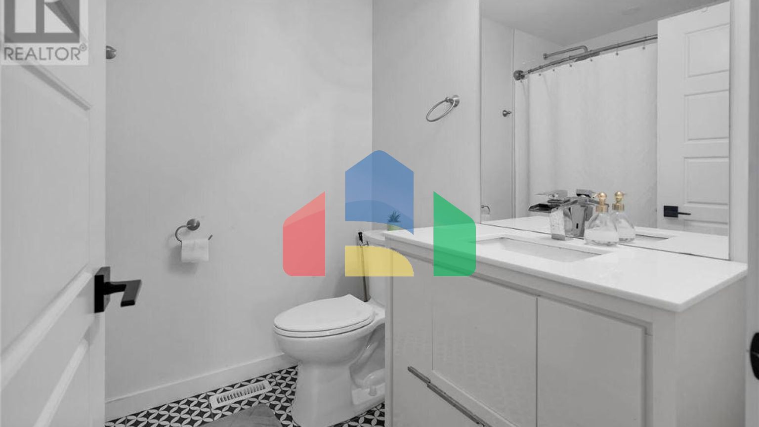 Residential - Single Family Home - London, Canada - Canada