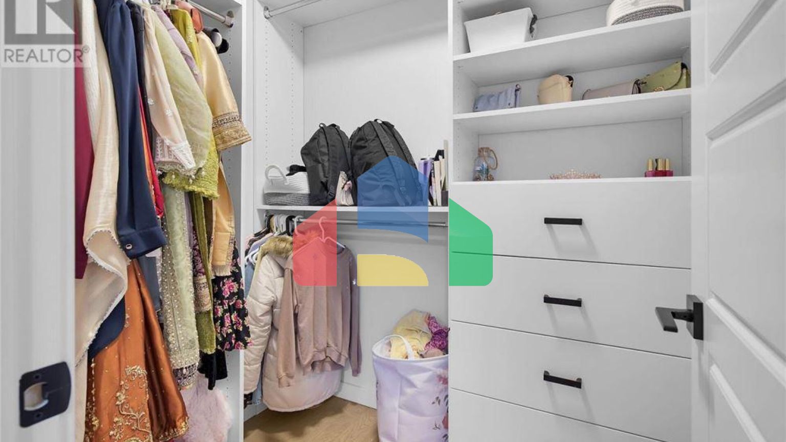 Residential - Single Family Home - London, Canada - Canada