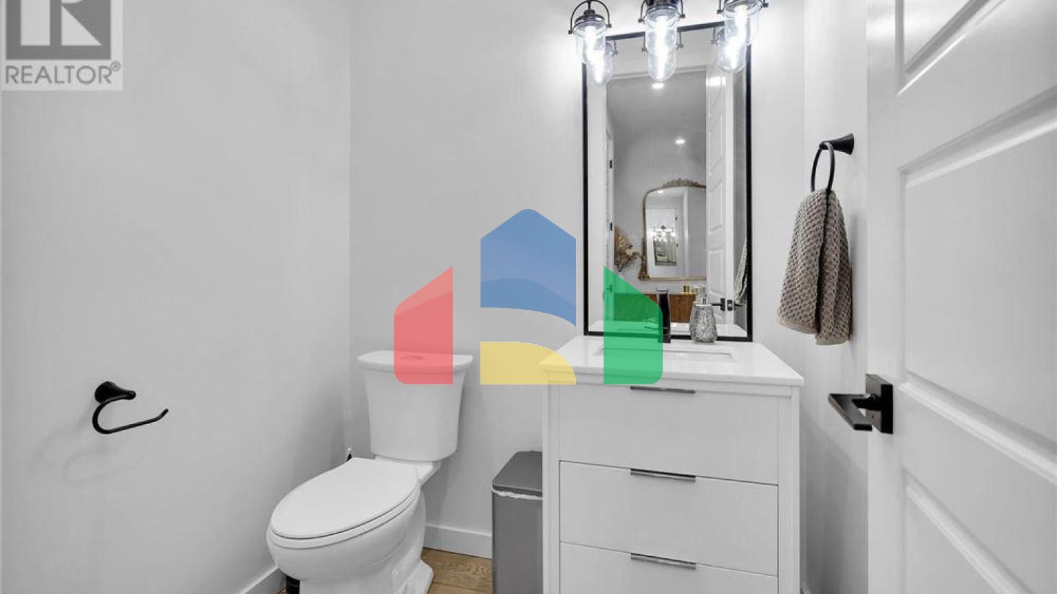 Residential - Single Family Home - London, Canada - Canada