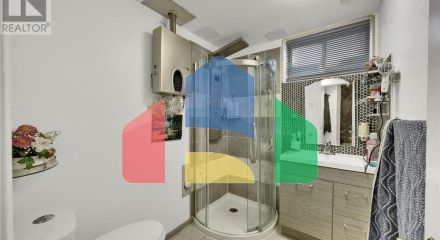 Residential - Single Family Home - London, Canada - Canada