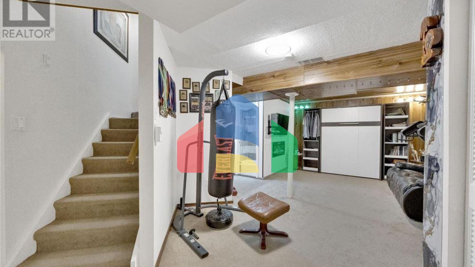 Residential - Single Family Home - London, Canada - Canada