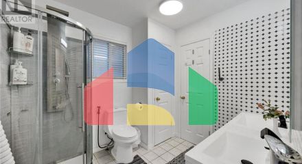 Residential - Single Family Home - London, Canada - Canada