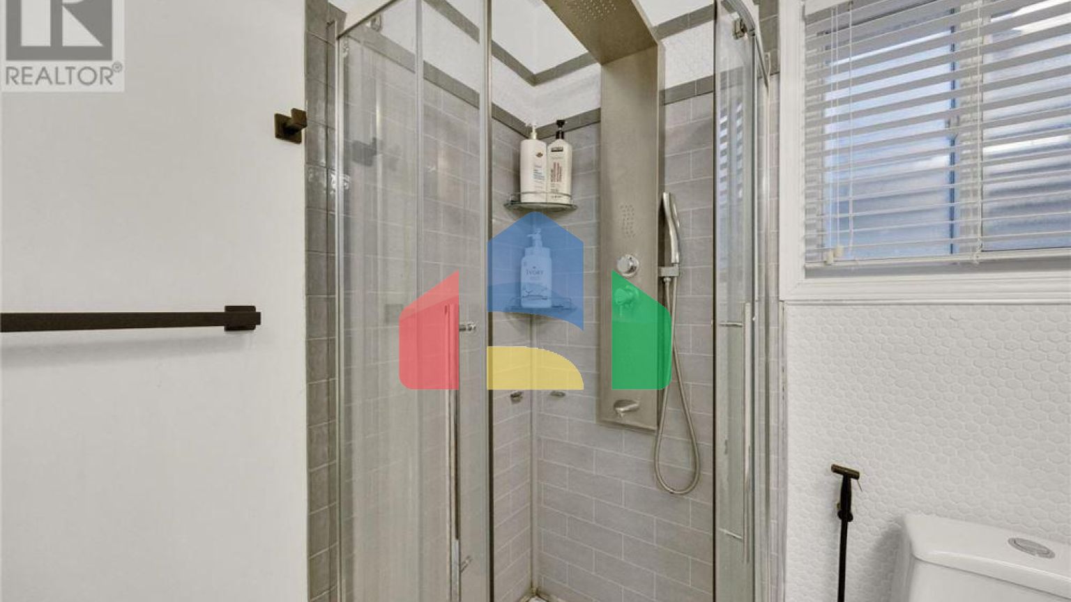 Residential - Single Family Home - London, Canada - Canada