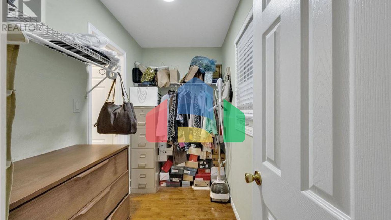 Residential - Single Family Home - London, Canada - Canada